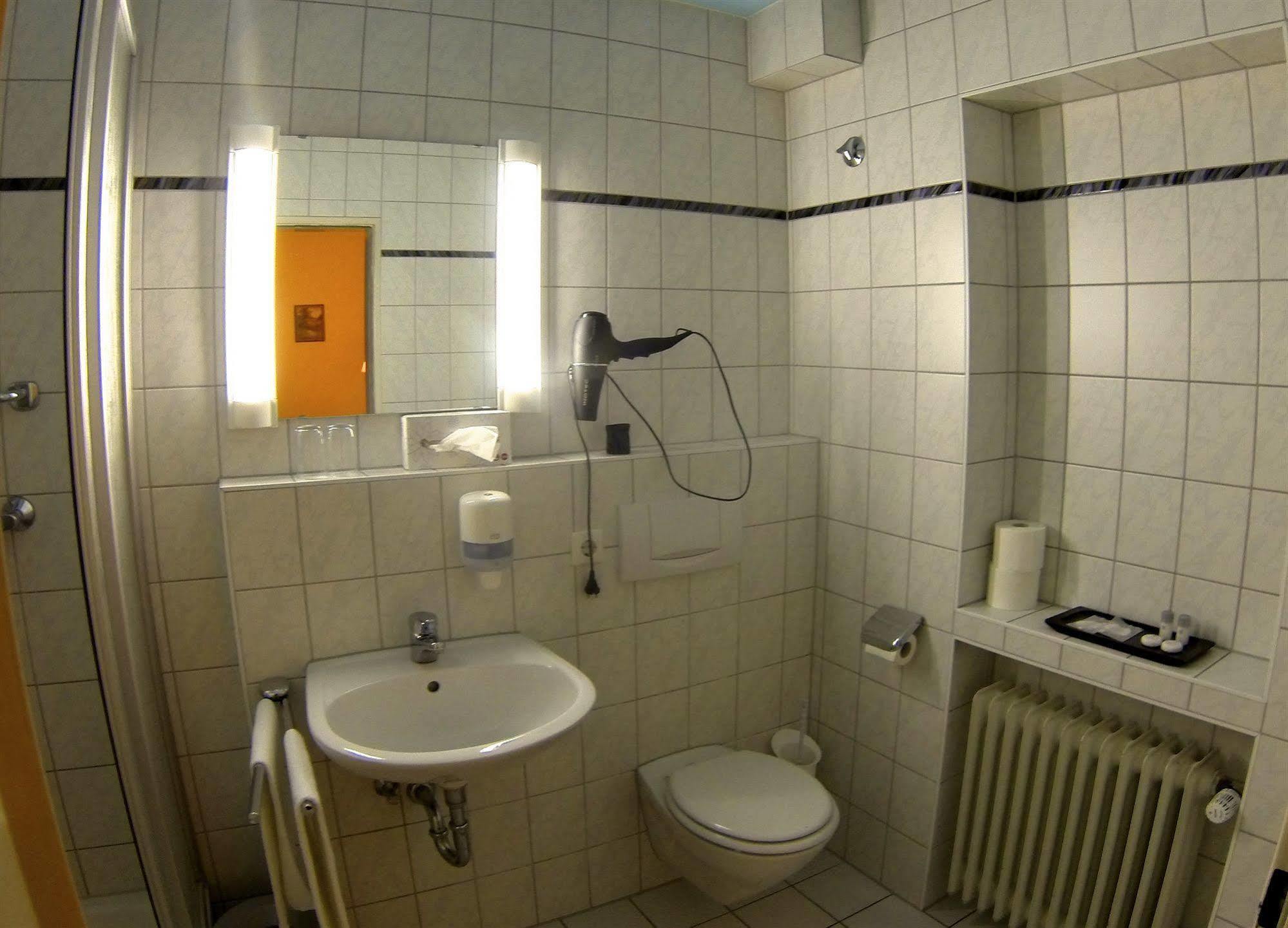 Landgasthof Ochsen Sinzheim Esterno foto