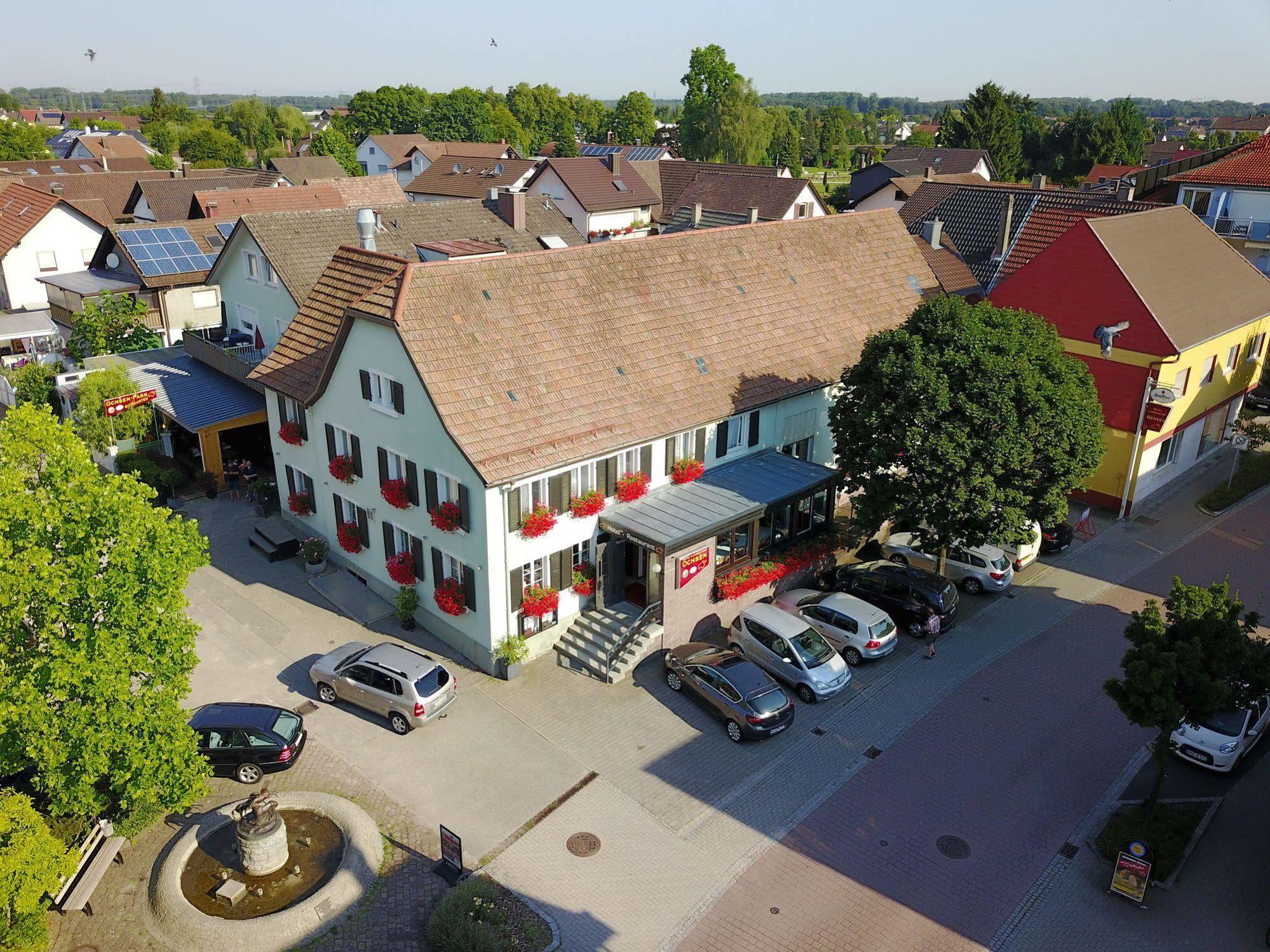 Landgasthof Ochsen Sinzheim Esterno foto